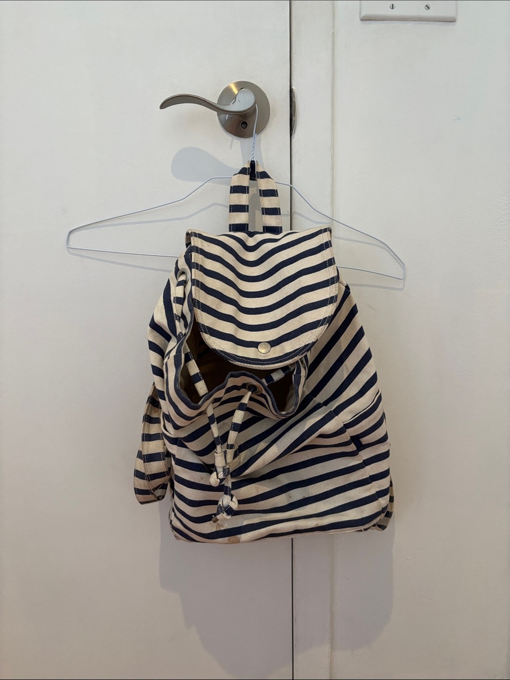 BAGGU Canvas Striped Drawstring Backpack - Navy and White
